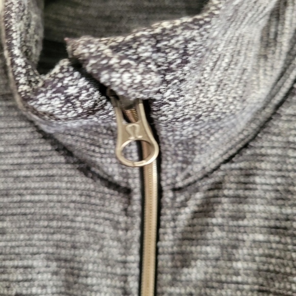 Lululemon Zip Up Jacket Size 6 - Picture 5 of 7